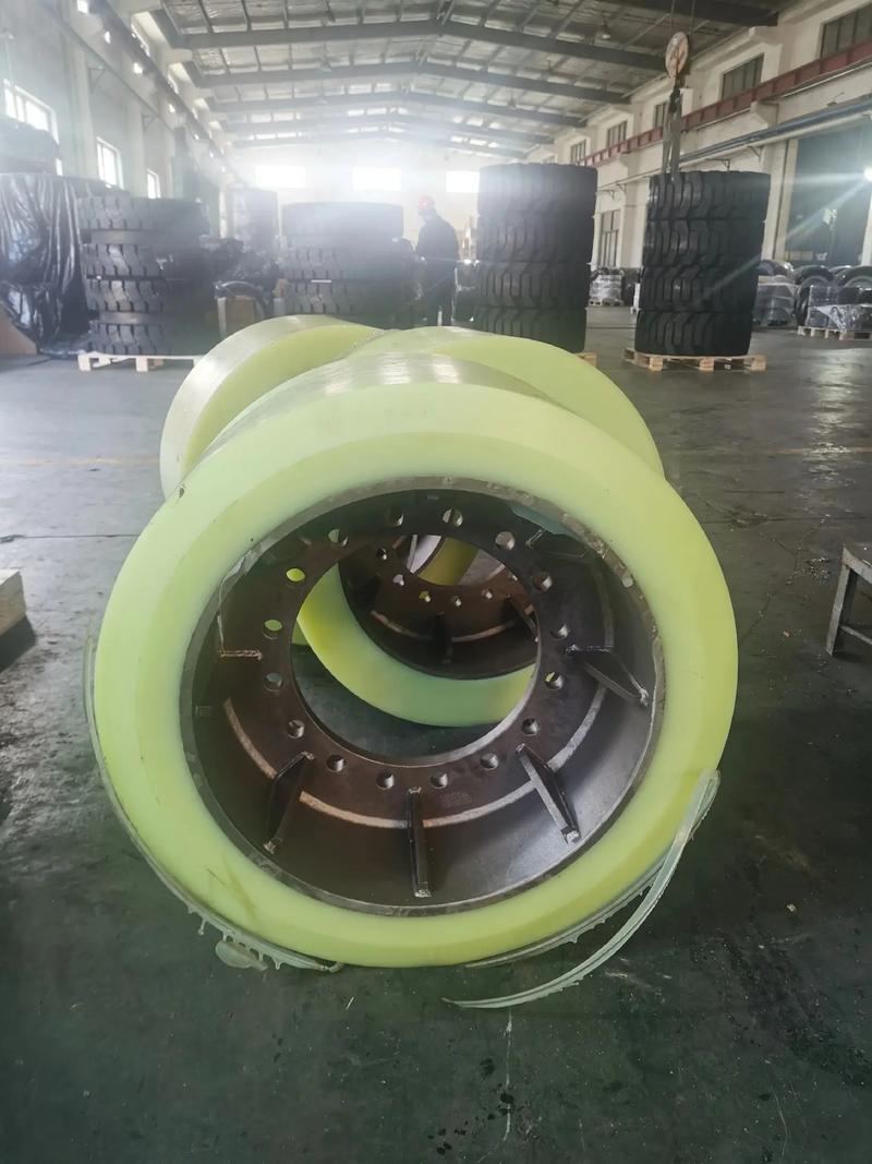 新鮮出爐的聚氨酯包膠輪#支持定做各種尺寸 #全國發(fā)貨歡迎合作